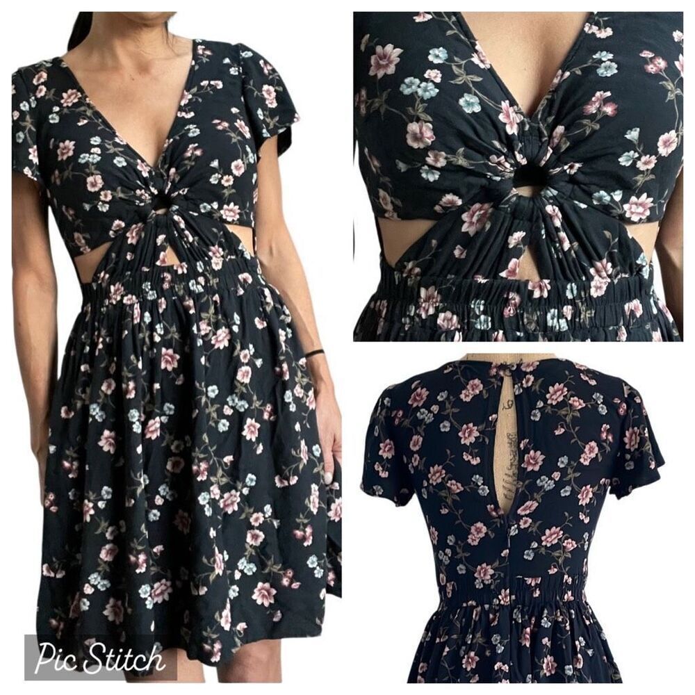 EUC American Eagle Outfitters Floral Cut Out Mini Dress - Size XS